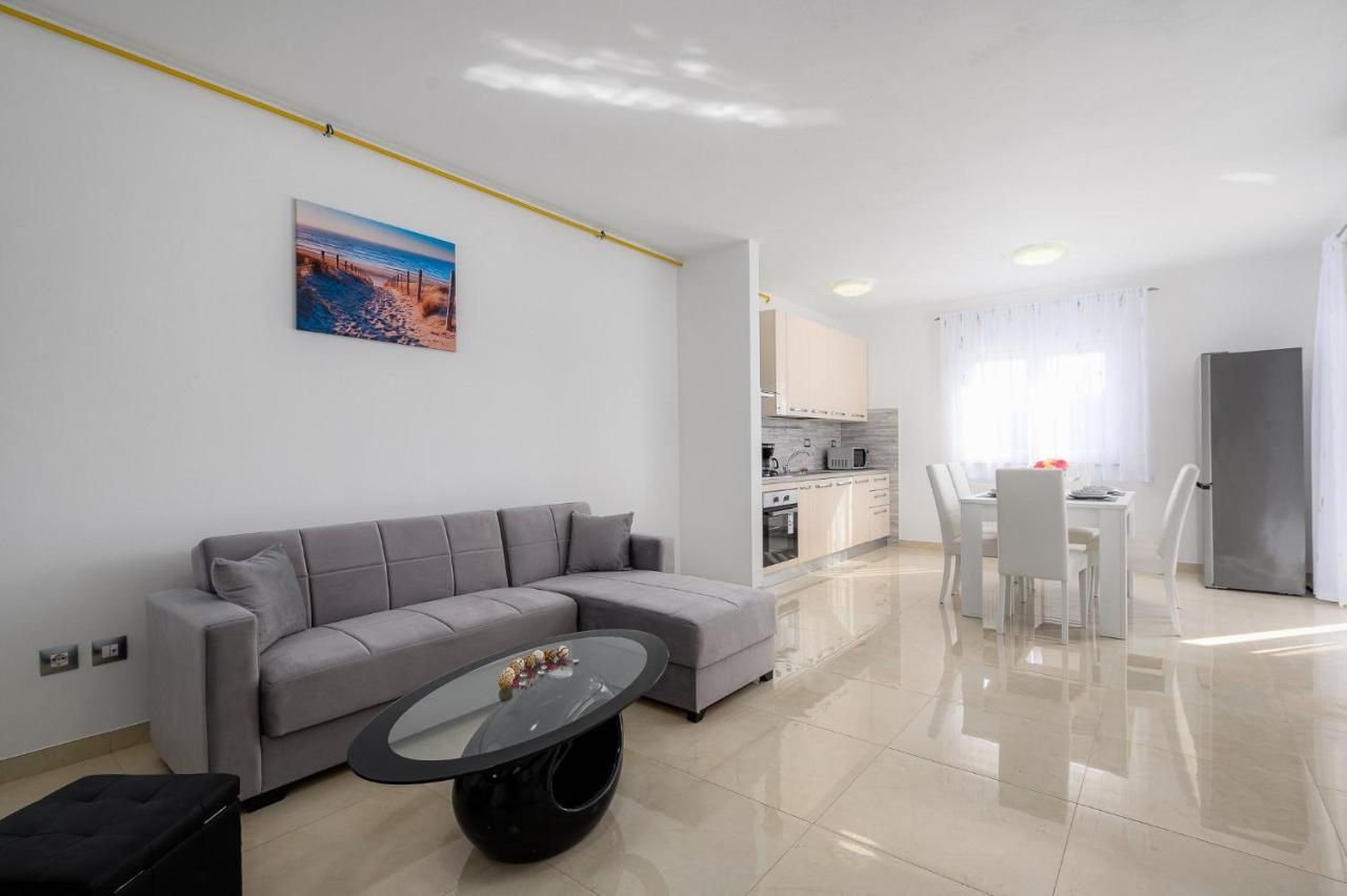 Stancija Amoroso Porec Apartments Extérieur photo