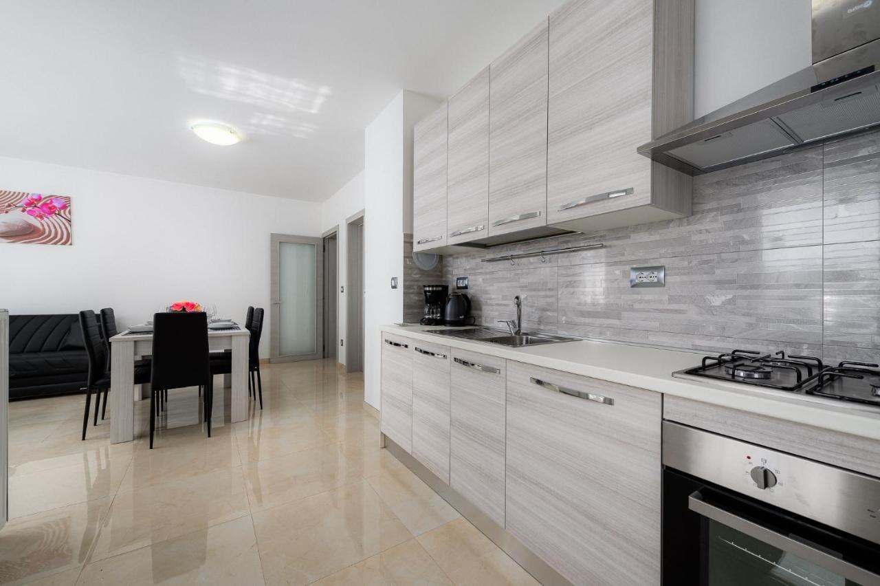 Stancija Amoroso Porec Apartments Extérieur photo