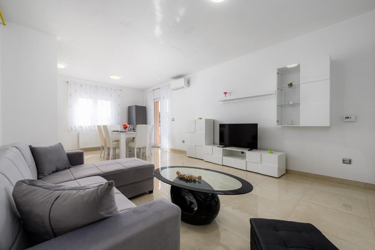 Stancija Amoroso Porec Apartments Extérieur photo