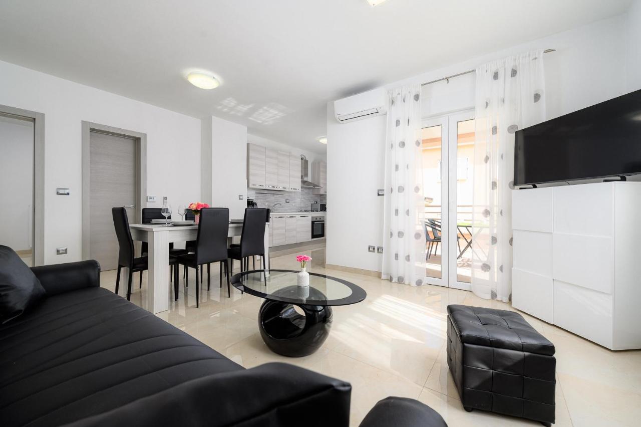 Stancija Amoroso Porec Apartments Extérieur photo