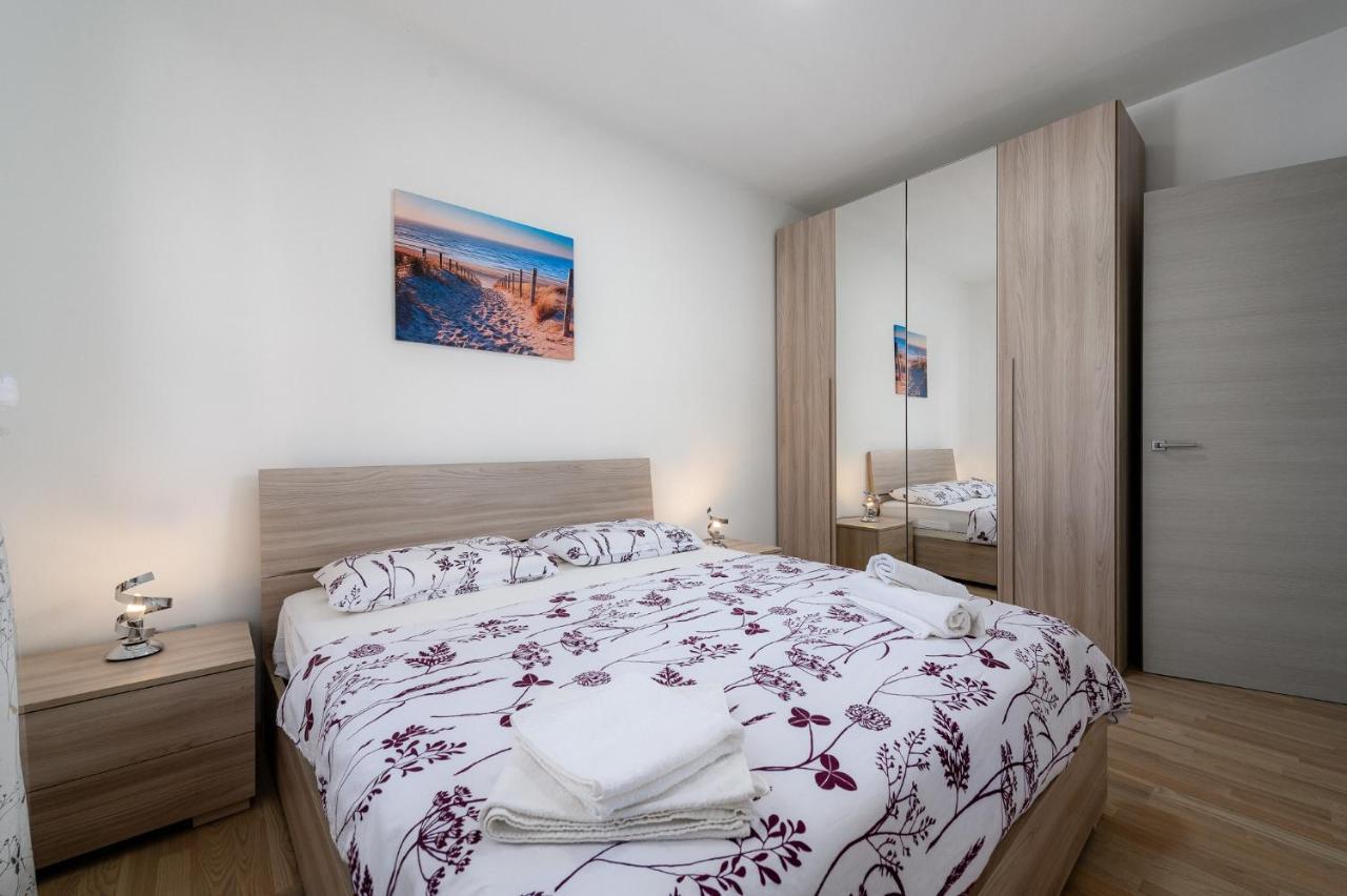 Stancija Amoroso Porec Apartments Extérieur photo