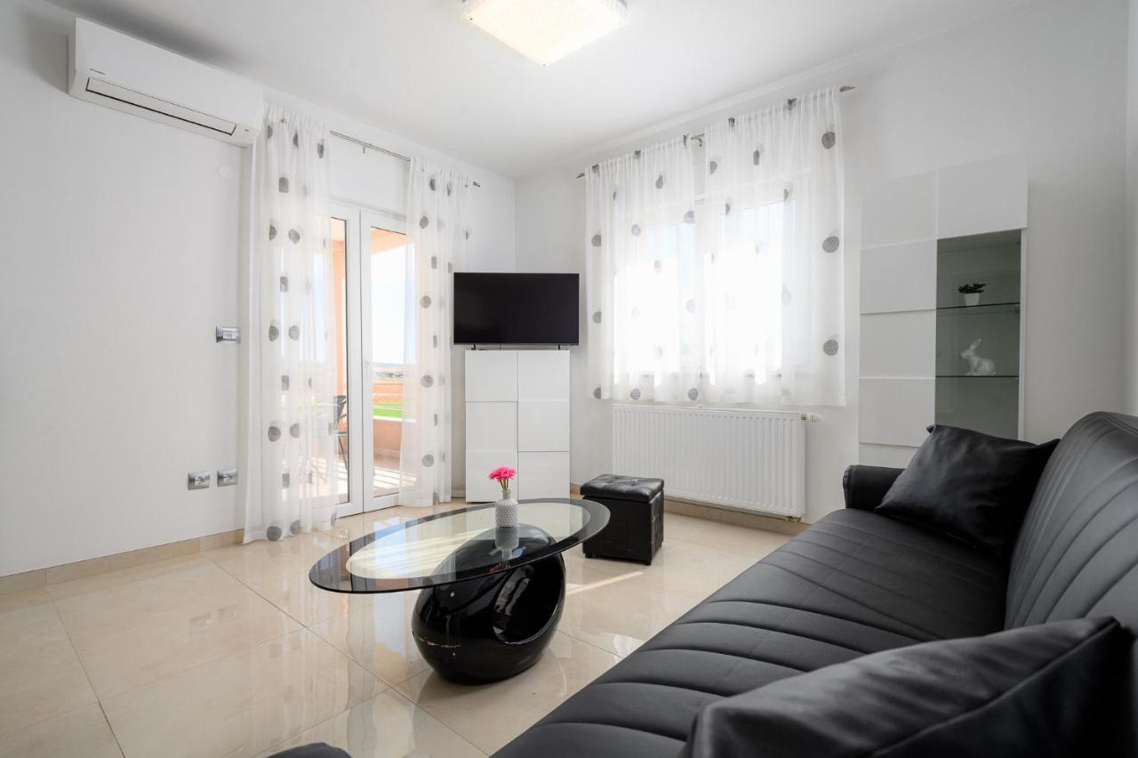 Stancija Amoroso Porec Apartments Extérieur photo