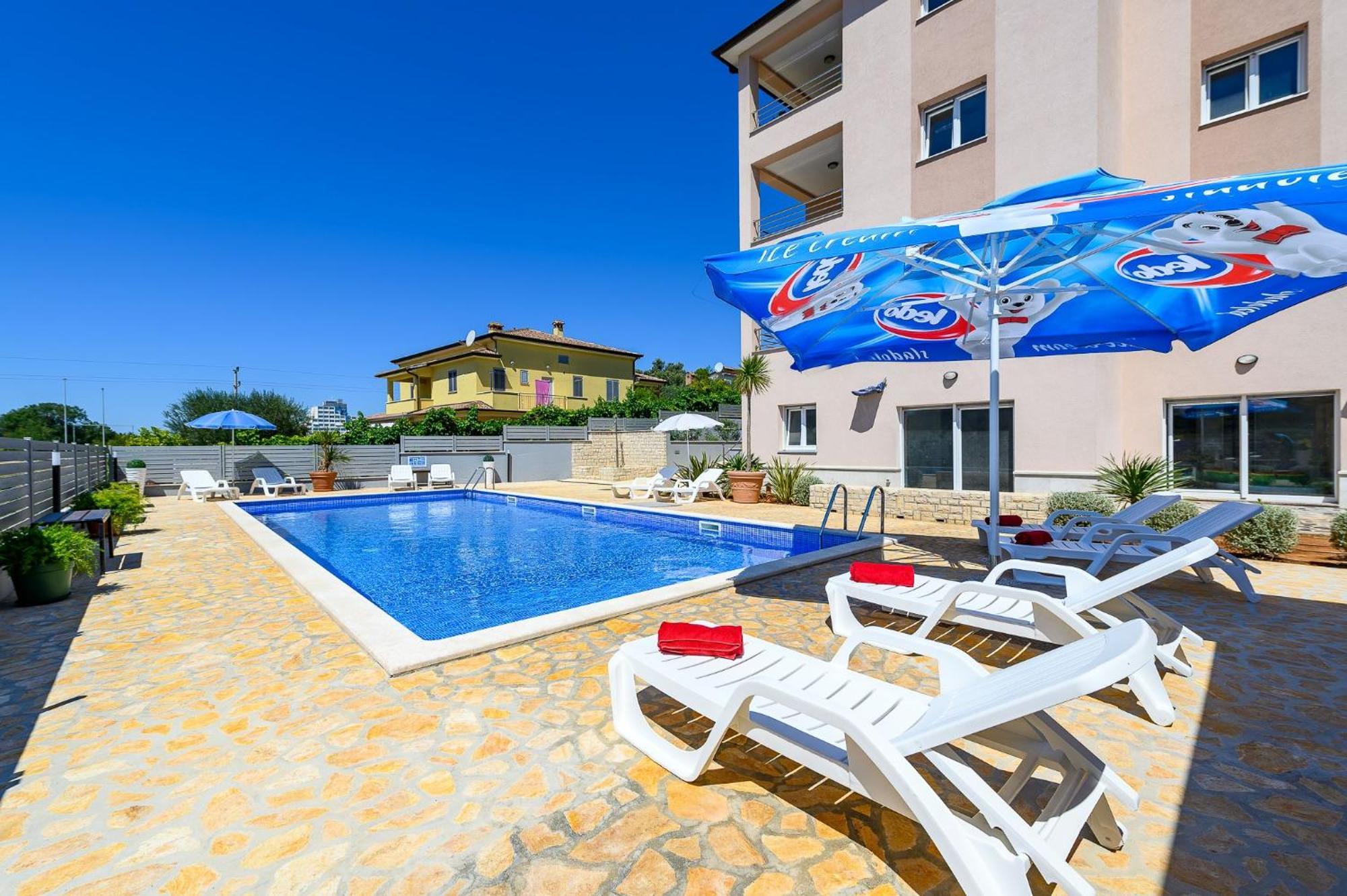 Stancija Amoroso Porec Apartments Extérieur photo